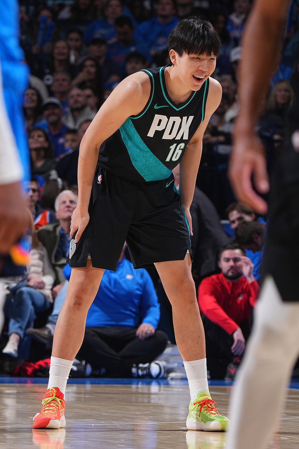 开拓者媒体人：杨瀚森之前的表现都是负面的 但这周打得还算正常