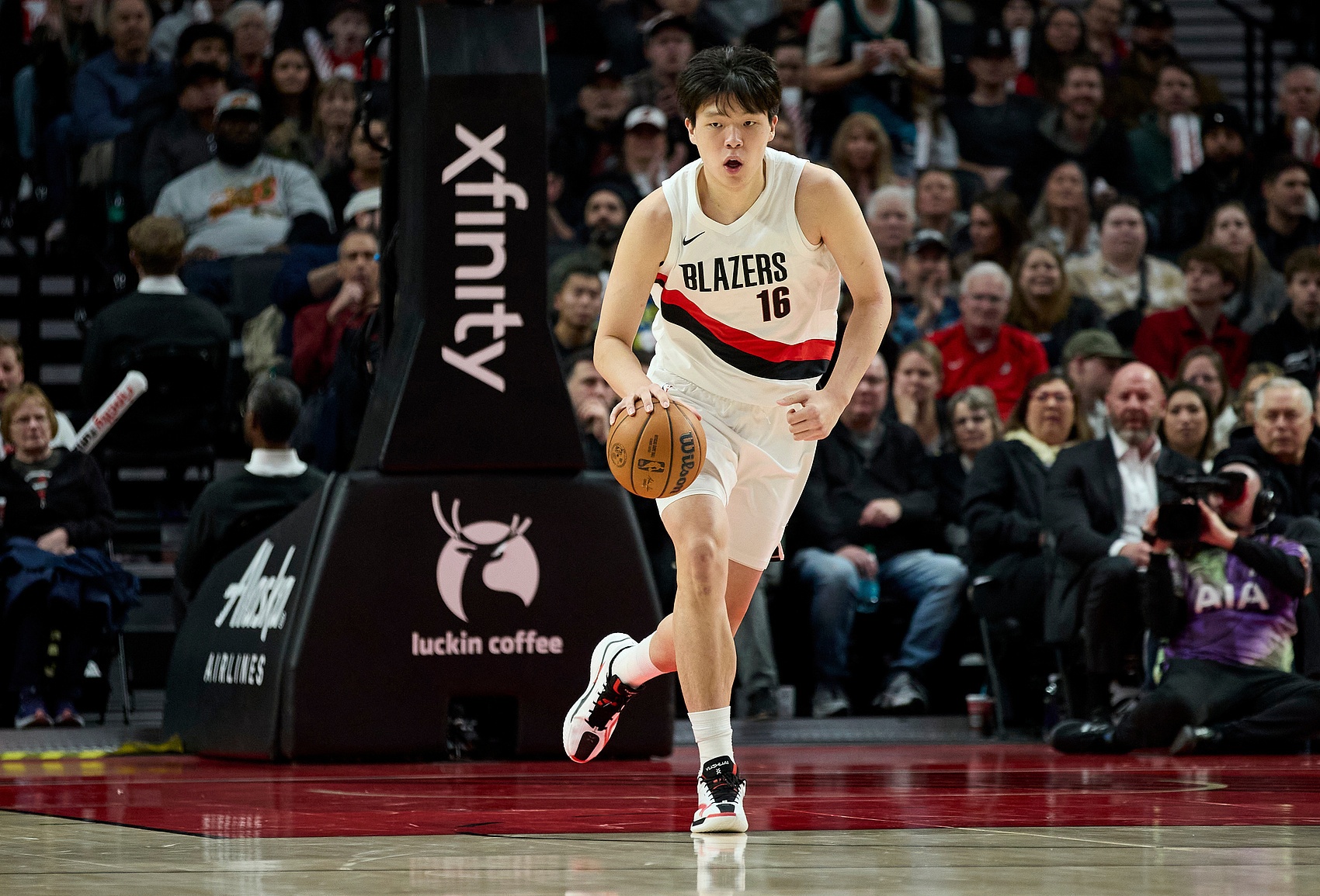 科尔谈杨瀚森：他是一名非常有技术的球员 能理解开拓者首轮选他